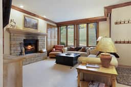 True Ski-In/Out - Highlands Slopeside Condo