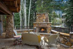 Large East Vail Home on Creek - Private Hot Tub
