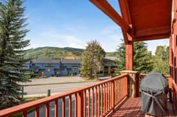 Spacious Avon Townhome - Views of Beaver Creek - Image 4