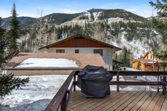 East Vail Townhome - Hot Tub & Close to Bus Stop