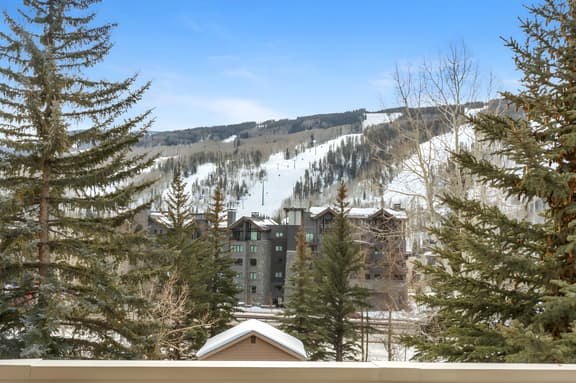 SunVail Condo - Steps from Bridge to Lionshead