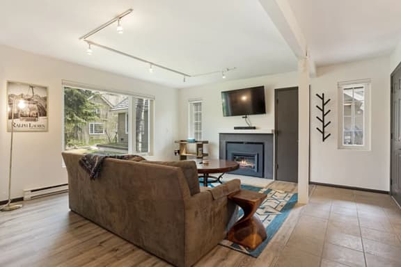Edwards Condo - Steps to Trails, Pickleball & Tennis